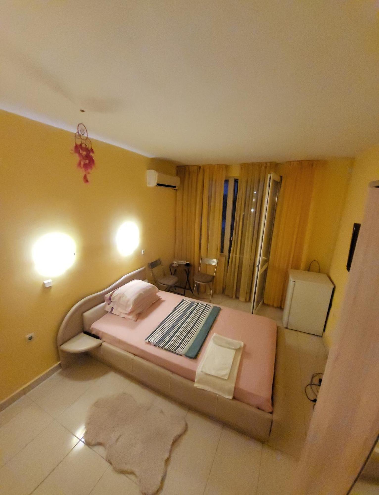 Apartamenti Ivaia 2 Varna Exterior photo